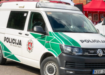 Paspaudęs SMS žinutėje gautą nuorodą raseiniškis prarado 5000 eurų